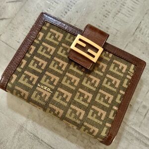Fendi wallet passport holder agenda binder vintage Fendi monogram